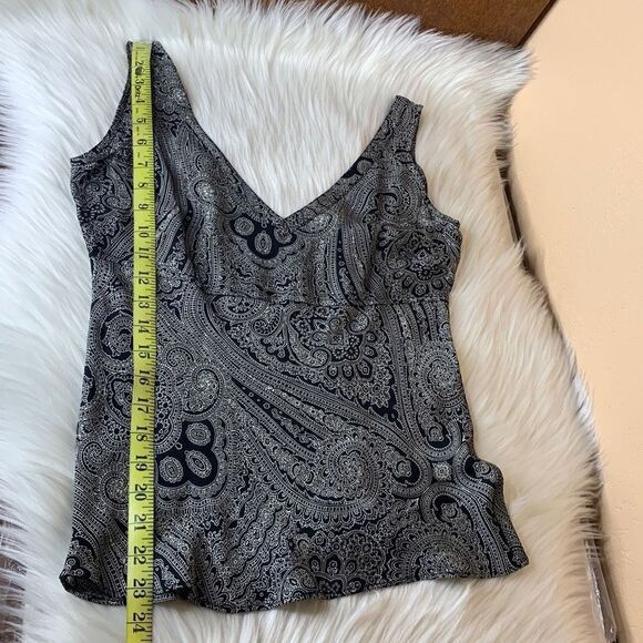 J. Crew 100% Silk Paisley Tank Blouse Size XSmall - Picture 7 of 9